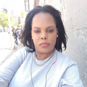 Meet your Posher, Zanya